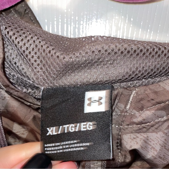Under Armour, mens pullover lightweight rain hoodie XL, camo - Picture 3 of 6